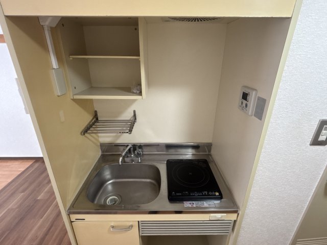 亀井1号館の玄関写真