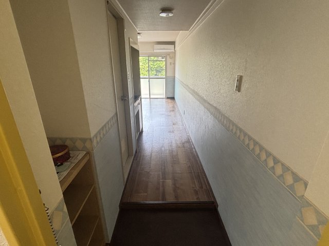亀井1号館の玄関写真