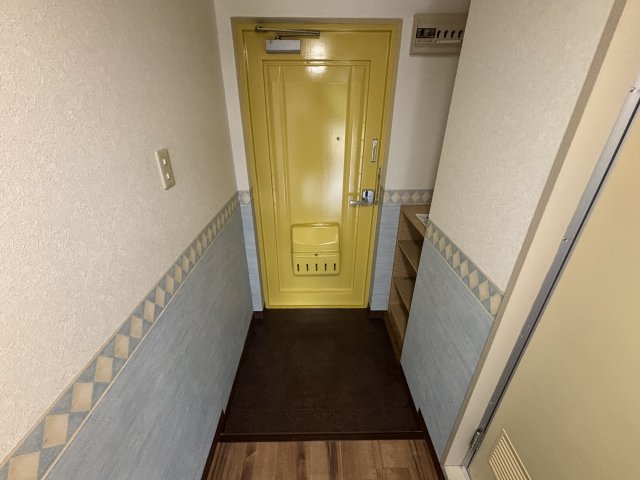 亀井1号館の玄関写真