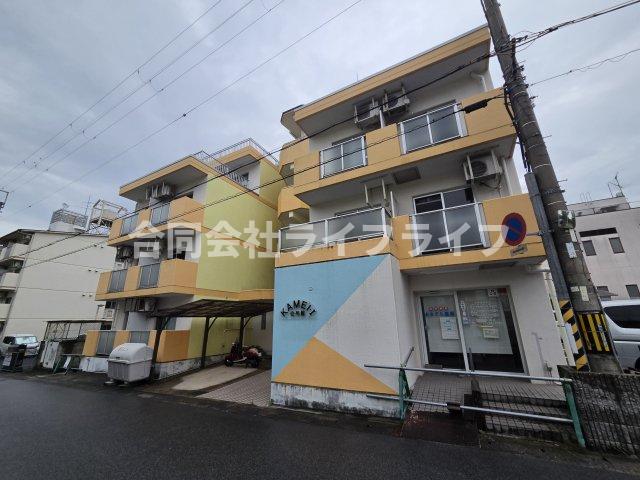 亀井1号館の外観写真