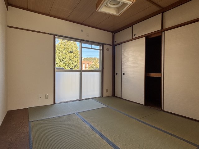 三室山コープタウン3号棟の内装写真