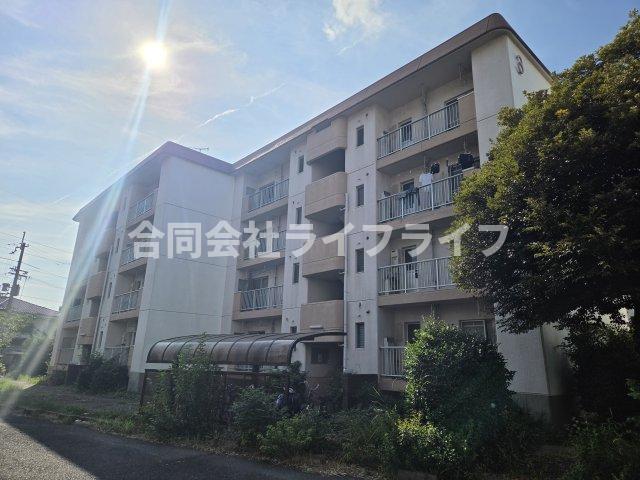 三室山コープタウン3号棟