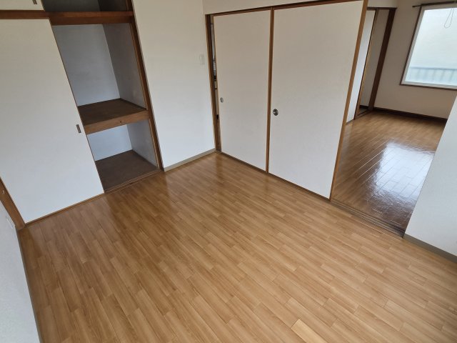 新和マンションの内装写真