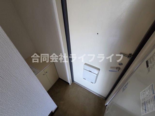 ヤマセン3番館の玄関写真