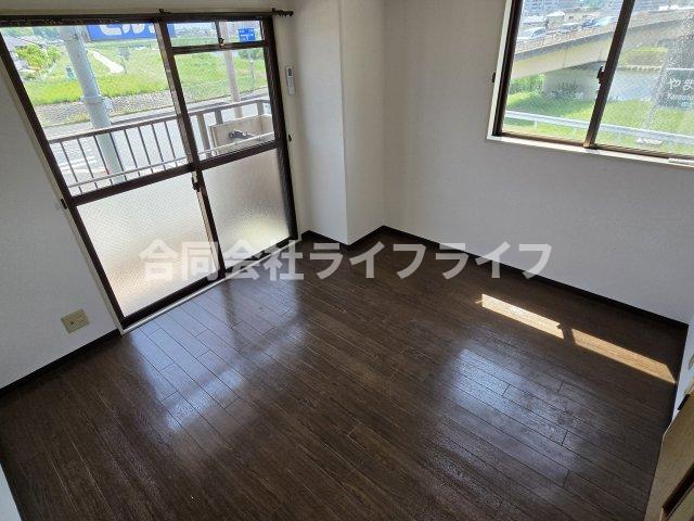 ヤマセン3番館の居間写真