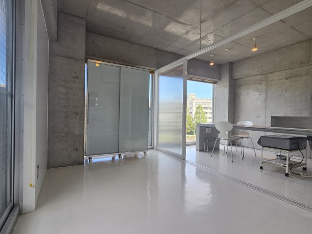 デザイナーズマンションWANARIのキッチン写真