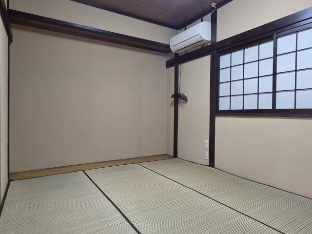 近鉄大阪線 大和高田駅 徒歩12分 2階建 築43年の内装写真