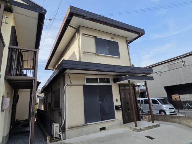 和歌山線 畠田駅 徒歩26分 2階建 築53年の外観写真
