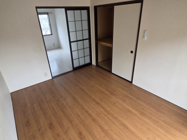 シティあやめ池Iの居間写真