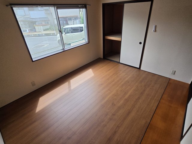 シティあやめ池Iの居間写真