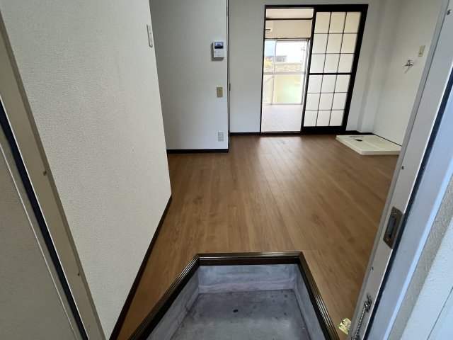 北畑ハイツの居間写真