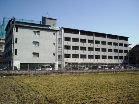 カストルム滝川