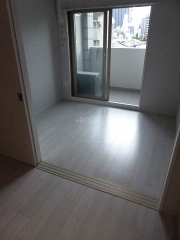 レジュールアッシュ京橋CROSSIIummの内装写真