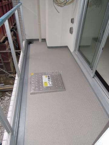 W-STYLE大阪駅前ummの内装写真