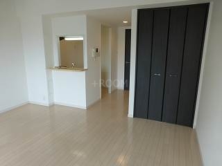 サムティ大阪WESTグランジール+の内装写真