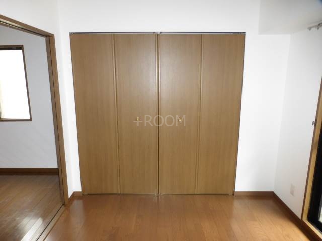 リーガル西長堀+の内装写真