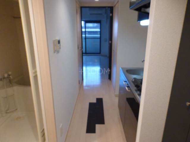 コスモプレミアムベイ大阪+の内装写真