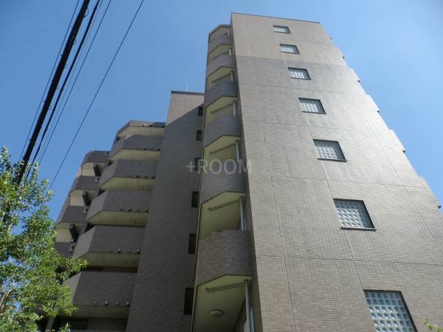 クレアート新大阪セレニティummの外観写真