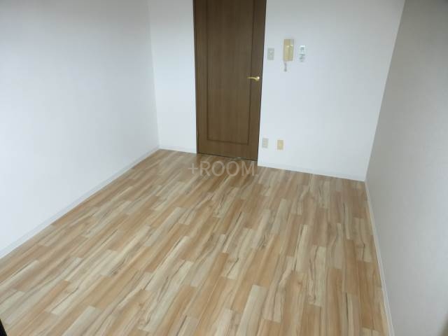 プレサンス阿倍野阪南町ummの内装写真