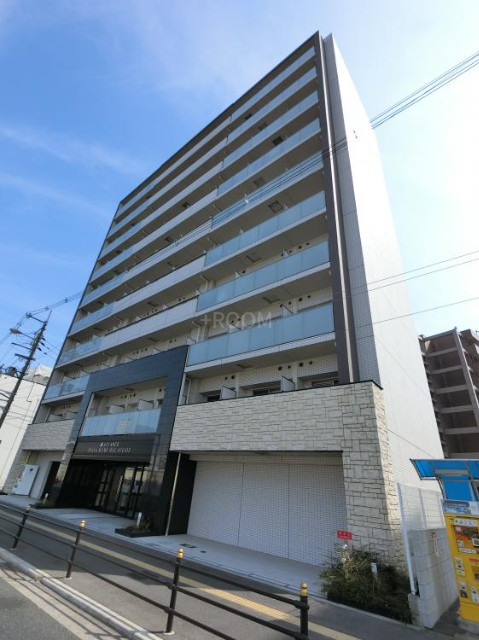 アドバンス大阪ドーム前アヴェニールumm