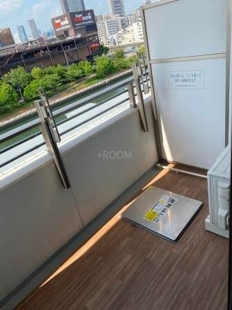 アドバンス大阪ドーム前アヴェニールummの内装写真