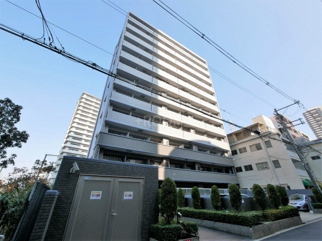 エスリード野田阪神駅前ummの外観写真