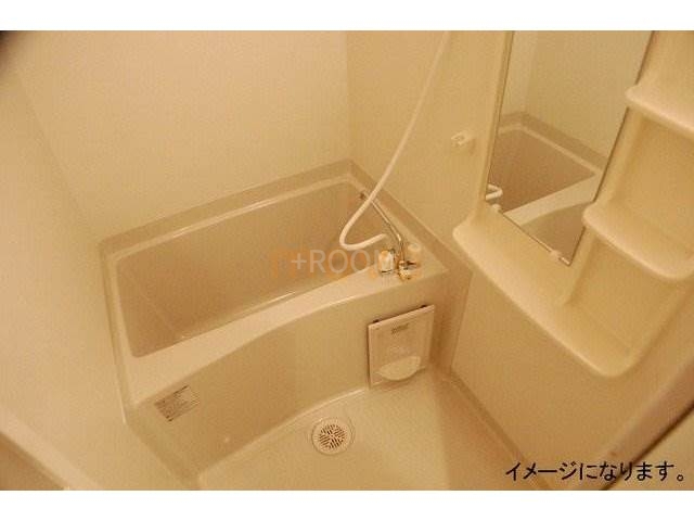 プレサンスタワー北浜fnaの内装写真