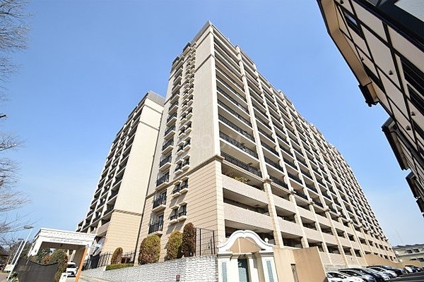 ルナコート千里丘の街fna