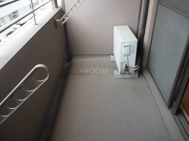 中央メルヴェール江坂ummの内装写真