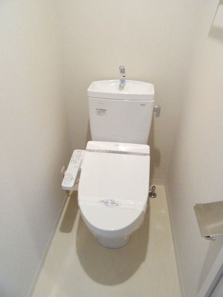 エステージ難波WESTummの内装写真