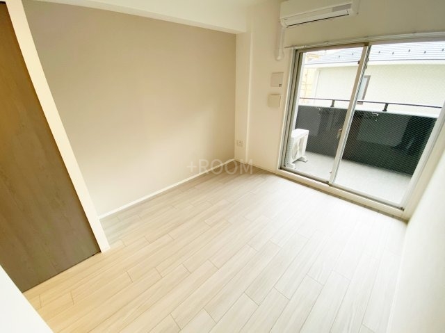 レジュールアッシュOSAKA新深江fnaの内装写真