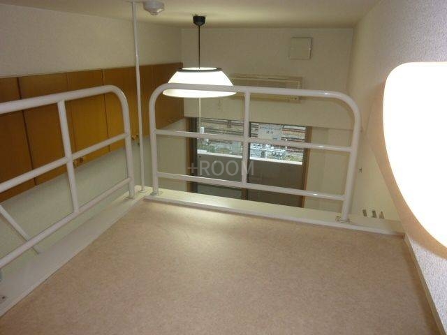 エステムコート梅田茶屋町デュアルスペースummの内装写真
