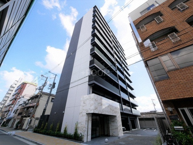 スワンズシティ大阪城コスタummの外観写真