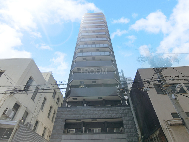 プレサンス心斎橋クオーレummの外観写真