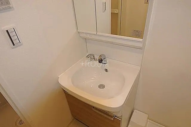 プレサンス梅田ummの内装写真