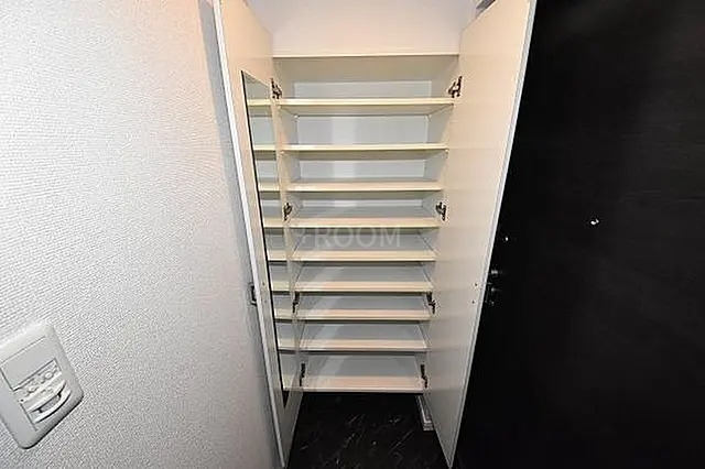プロシード本町西セレーノummの内装写真