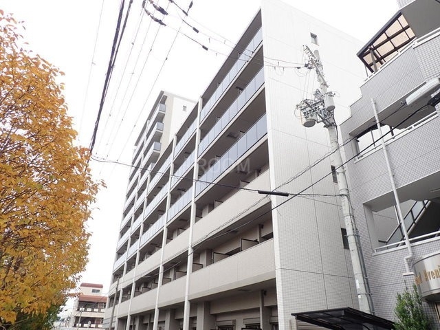 レジュールアッシュ淡路駅前ummの外観写真