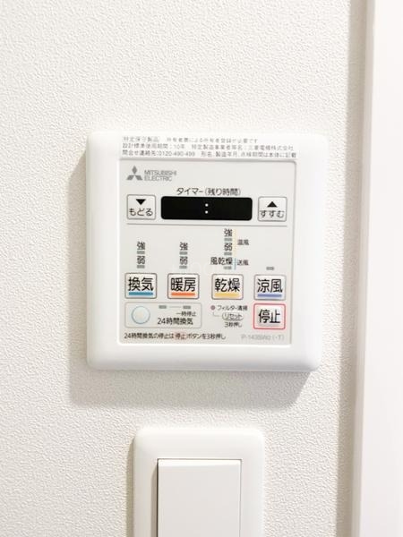 フォーリアライズ阿波座WESTの内装写真