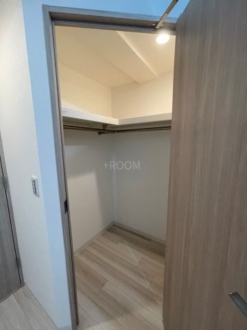 ワールドアイ難波南PORTAの内装写真