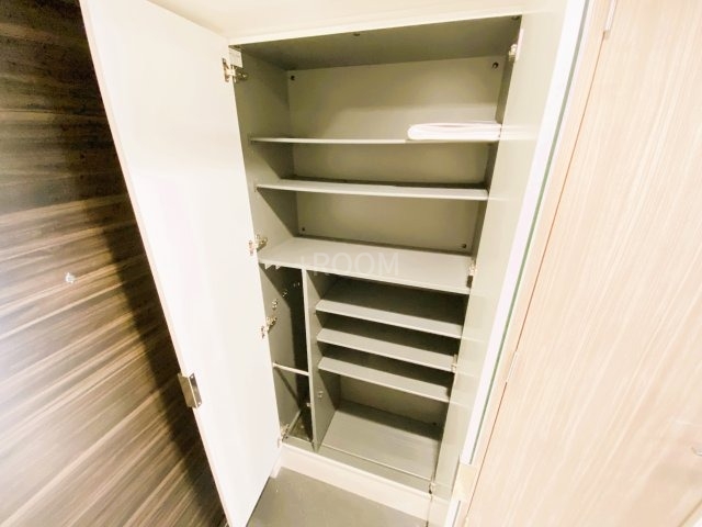 プレサンス堺筋本町センティスummの内装写真