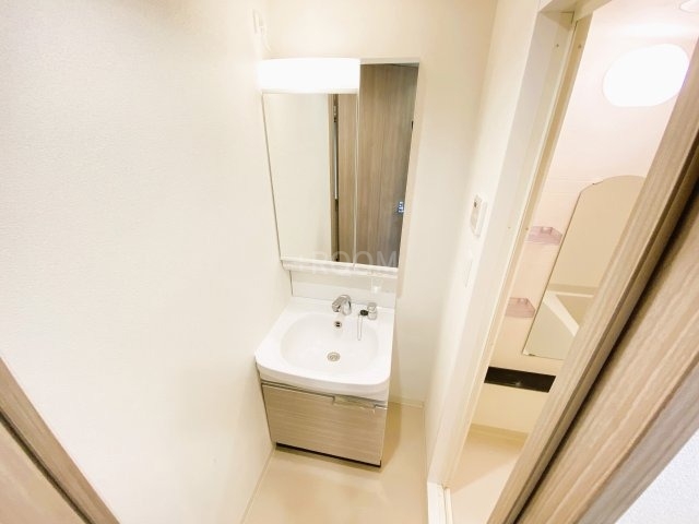 プレサンス堺筋本町センティスummの内装写真