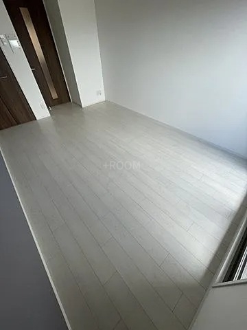 リヴィアス難波ルノンummの内装写真