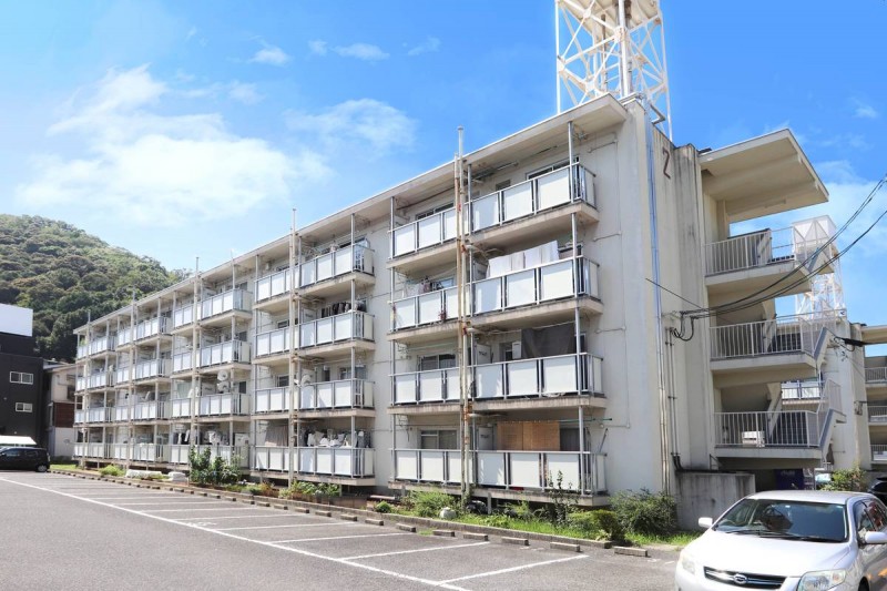 ビレッジハウス安古市3号棟の外観写真