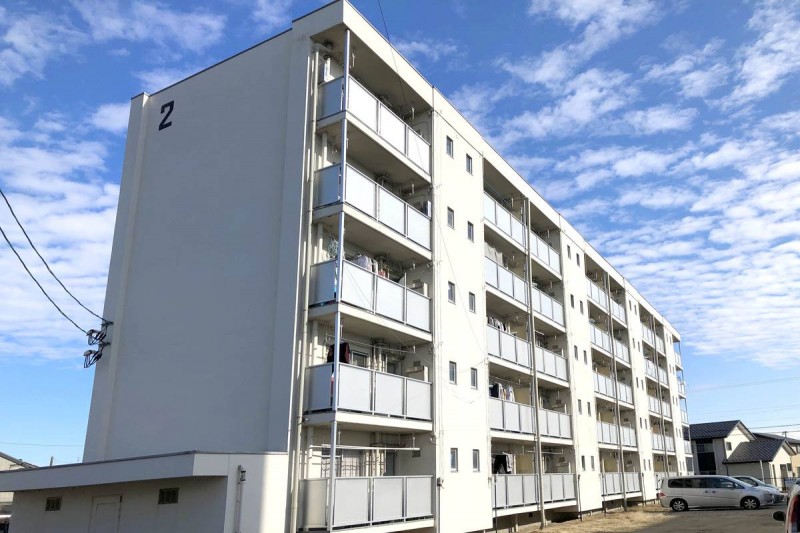 ビレッジハウス高岡野村2号棟の外観写真
