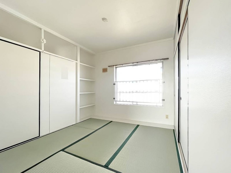 ビレッジハウス巣南町西2号棟の内装写真