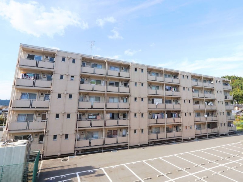 ビレッジハウス鳥居本2号棟の外観写真