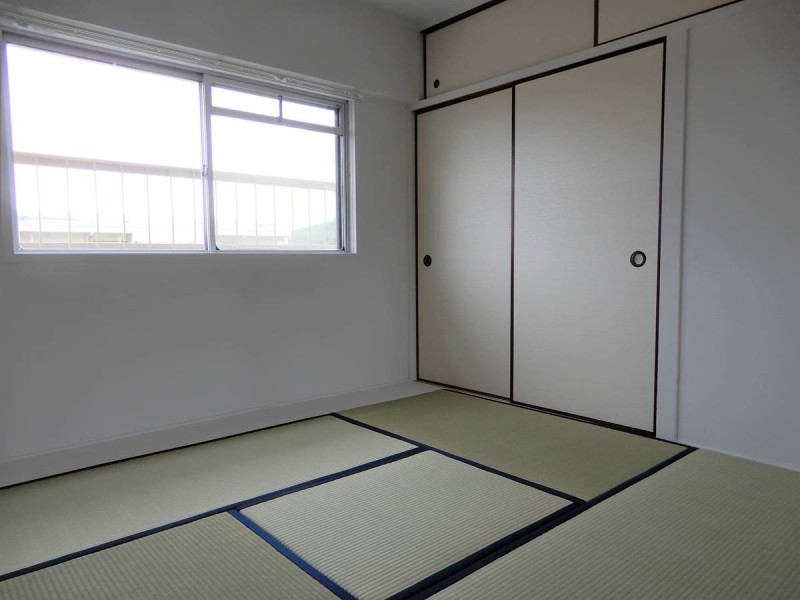 ビレッジハウス鳥居本2号棟の内装写真