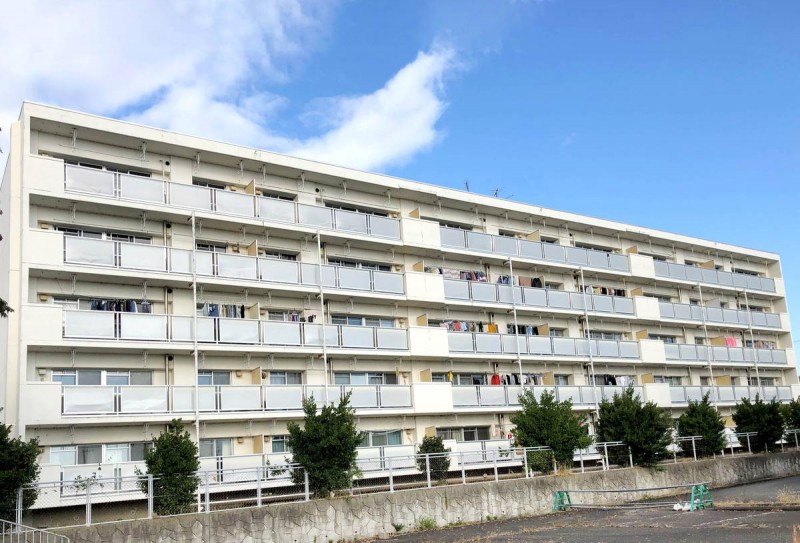 ビレッジハウス金津1号棟の外観写真