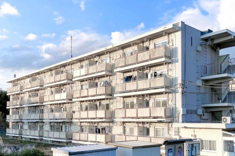 ビレッジハウス裾野1号棟の外観写真