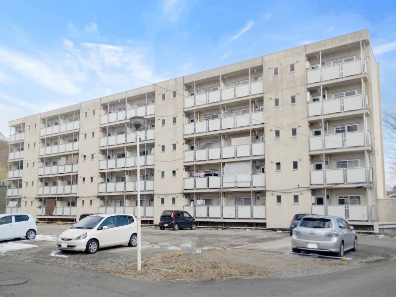 ビレッジハウス川岸2号棟の外観写真